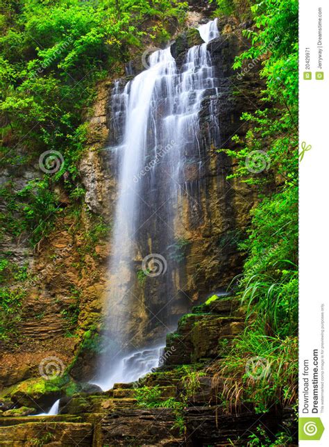 Silky Waterfall Dragon Gorge China Stock Image Image Of Peaceful