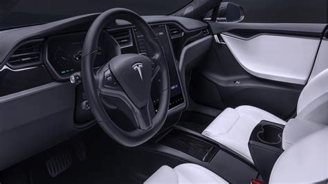 Foto Gambar Eksterior 2021 Tesla Model S 2023 Autofun