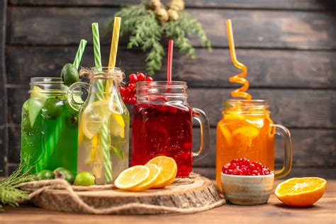 6 fruit juices and their benefits