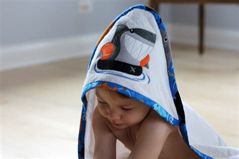 Hooded Baby Towel Tutorial Weallsew