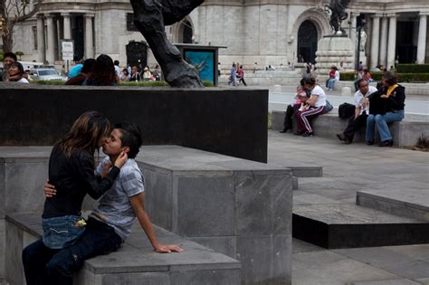 In Mexico City Kissing Tells Of More Than Romance The New York Times