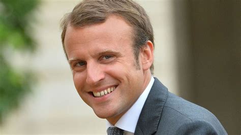 Emmanuel macron was born in december 1977 in amiens, in the somme department. Emmanuel Macron : Le Sosie Du Président Fait Sensation Sur ...