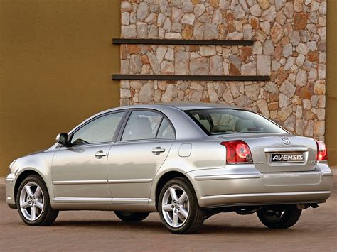 In 2007, toyota introduced a refreshed version of the avensis, with updates regarding its exterior design and a new engine. TOYOTA Avensis - 2006, 2007, 2008 - autoevolution