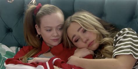 hollyoaks teases peri and juliet romance in latest episode