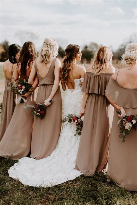 Anthropologie Inspired Tennessee Wedding at Allenbrooke Farms | Junebug