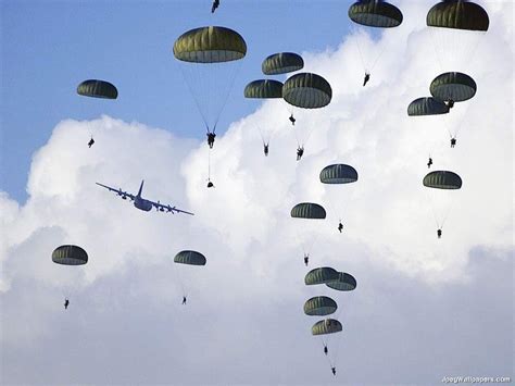 Paratroopers 3 596573 Military