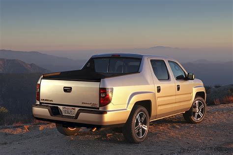 Research, compare and save listings, or contact sellers directly from 2 2010 ridgeline models in new york. 2014 Honda Ridgeline Photo Gallery - Autoblog
