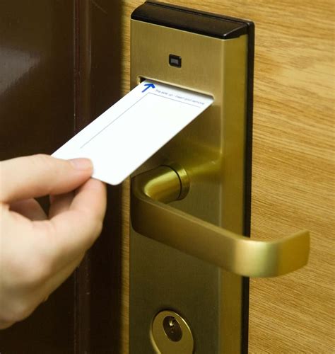 A mag stripe is made up of three 'tracks' which allows you to encode and store three pieces of information. Magnetic Strips: How Do Magnetic Strips On Credit Cards ...