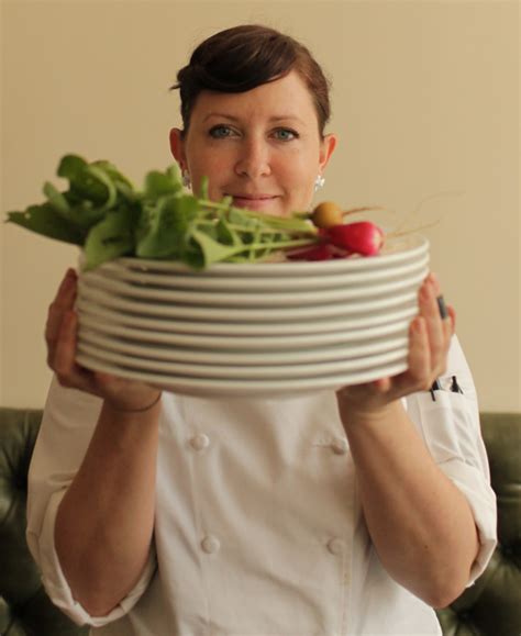 Mg Roads Girls On Deck Fire Island To Feature Chef Annie Pettry And