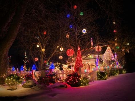 10 Tips To Create Christmas Magical Atmosphere Into Your House Talkdecor