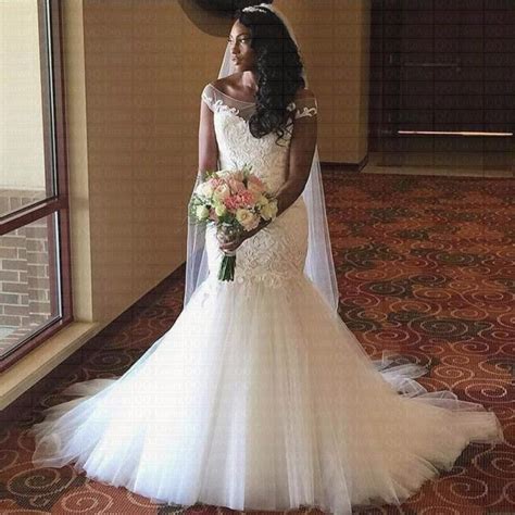 2018 New African Mermaid Lace Wedding Dress Off The Shoulder Wedding