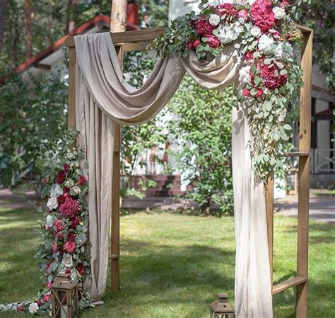 Pin By Denise Palma On Novias Arch Decoration Wedding Wedding Arch Wedding Ceremony Flowers