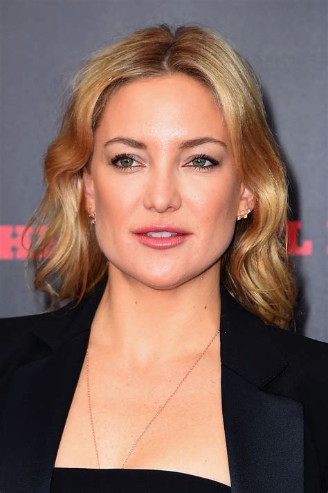 Kate Hudson At The Hateful Eight Premiere In New York 12