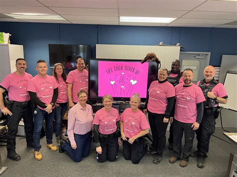 Saanich Police Its Pinkshirtday And Our Community Facebook