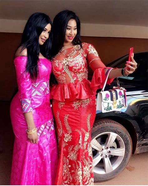 Voir plus d'idées sur le thème model bazin femme, mode africaine, robe afrique style femmes vêtements africains deux pièces ensemble robe costume pour haut pour femme veste. Arrêt sur image: L'incroyable selfie de Diaba Sora ...