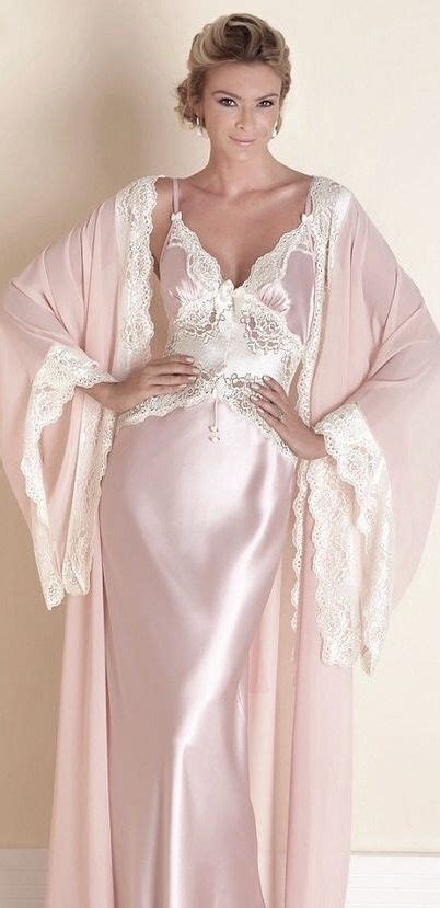 Luxurious Favorite Stunning Silk And Lace Trim Peignoir In Petal Pink
