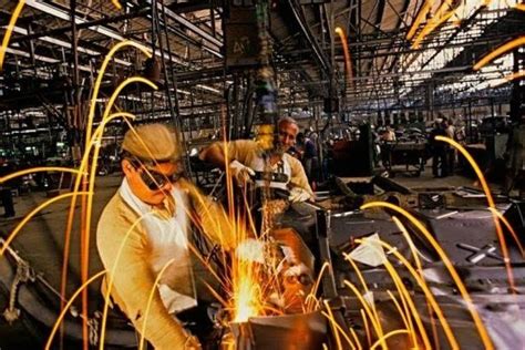 Manufacturing Activities Ease In March Challenging Times Ahead Survey