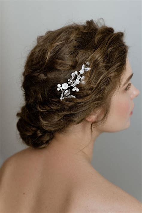 The dress is just the beginning. Hair Decoration Pieces For The Mother Of The Bride - Wavy ...