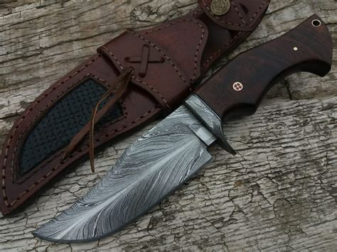 10 Inches Damascus Steel Feather Hunter Knife Damascus Steel Guard