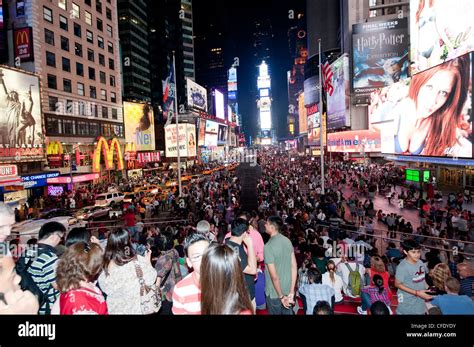Times Square Busy Night Hi Res Stock Photography And Images Alamy