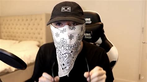 Memeulous Showed His Eyes And The Internet Went Wild Teneighty