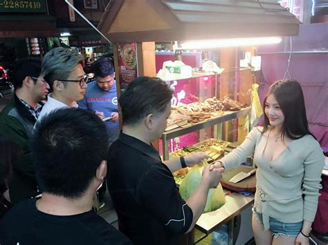 Viral Foto Penjual Makanan Cantik Info Namina