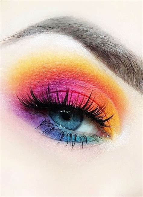 47 Simple And Colorful Eye Makeup Ideas For Blue Eyes Page 43 Of 47