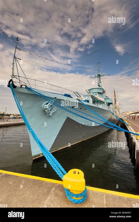 Ww2 Kriegsschiff Fotos Und Bildmaterial In Hoher Auflösung Alamy