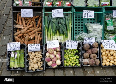 Fresh Vegetable Stall Uk Hi Res Stock Photography And Images Alamy