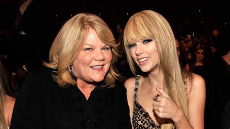 Taylor Swift Reveals Her Mother Andrea 62 Was Diagnosed With Brain Tumor