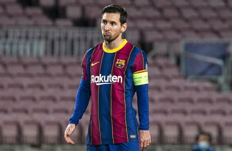 Ardından messi'nin sezon sonunda barcelona'dan ayrılacağı gündeme gelirken, arjantinli yıldız yönetimle yaşadığı krize rağmen barcelona'da kalmaya karar verdi. Transfer: Messi Barcelona'dan ayrılıyor mu? Manchester ...