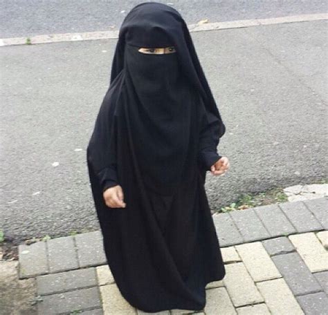 pin auf niqab