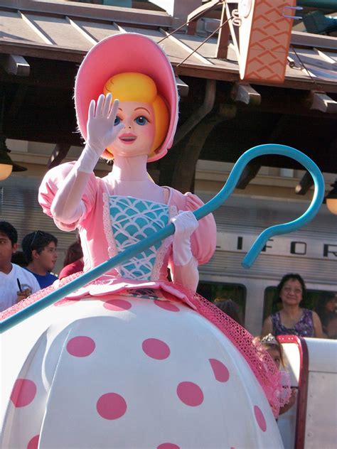 Bo Peep From Toy Story In The Pixar Play Parade Loren Javier Flickr