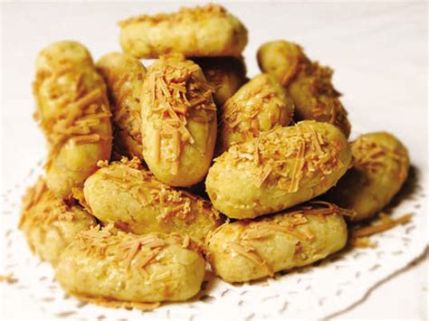 Untuk loyang pun seharusnya loyang 20x10 saya loyang 22x12 (sesuai yang ada), sehingga lapisan ikut menyesuaikan. Aneka Resep Kue Kering Kekinian yang Mudah dan Patut Dicoba