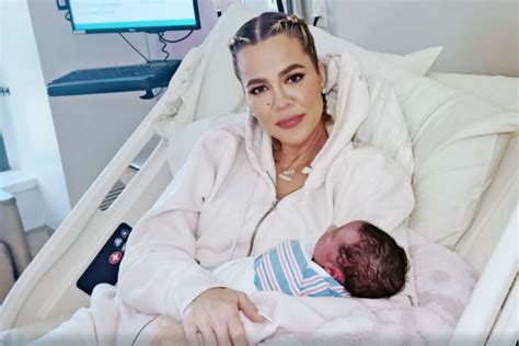 kim kardashian reveals khloé s newborn son is actually rob s twin