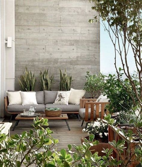 Puedes encontrar productos bastante novedosos y de uso común Ideas para decorar una terraza con poco dinero