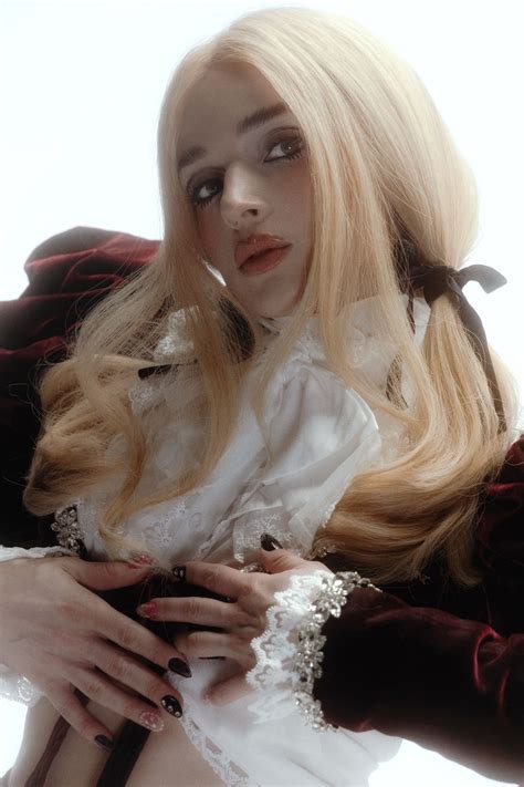 ALBUM REVIEW: POPPY PUSHES BOUNDARIES ACROSS GENRES IN NEW ALBUM 'ZIG