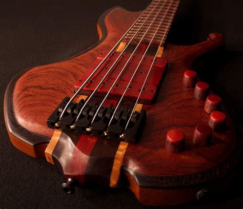 Sold Wyn Sc 5 String Custom Bass Guitar