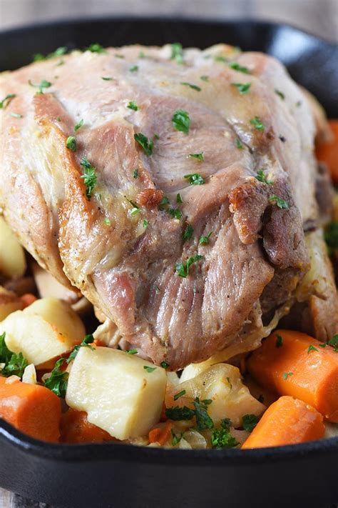 How many ingredients should the recipe require? Deliciously easy pork roast recipe with vegetables and ...