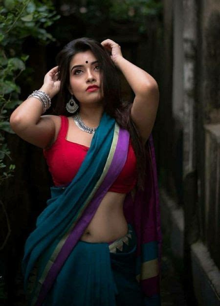 The Hot Photos Of Bengali Model Moumita Majumdar Will Make You Fall In