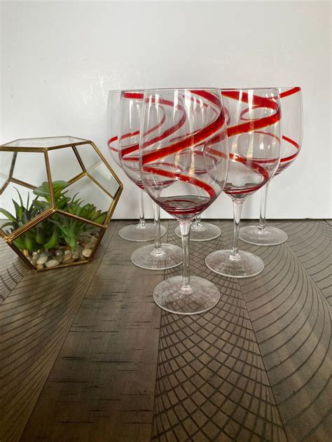Large Handblown Red Swirl Wine Glasses Set Of 6 Etsy Wine Glasses Swirl Wine