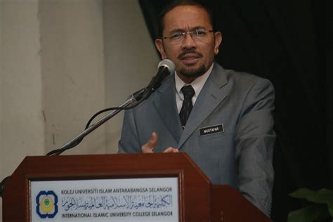 Level 10, menara dato' onn, putra world trade centre, no 45, jalan tun ismail, 50480 kuala lumpur, malaysia 1300 88 2432. KUIS - Seminar Kebangsaan Integriti Pencegah Rasuah