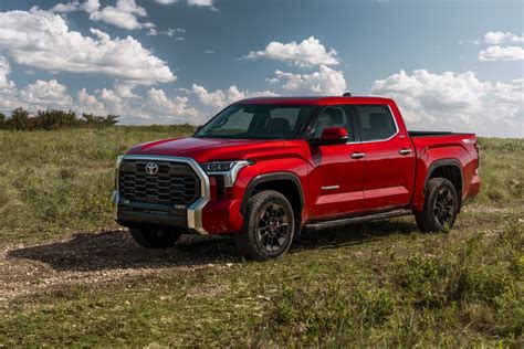 Toyota Finally Unveils The 2022 Tundra With New Hybrid Engine Motor