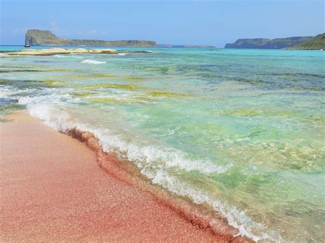 The Most Beautiful Pink Sand Beaches In The World Photos Cond Nast