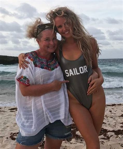 Christie Brinkley Daughter Sailor Sports Illustrated Babe Bares Assets