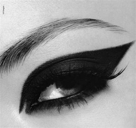 Unique Eyeliner Styles For Every Occasion