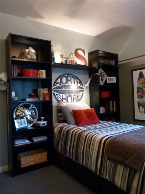 A boy's bedroom should show off his interest and personal style — whether it's bold and blue to things that go zoom. 46 Latest Diy Organization Ideas For Bedroom Teenage Boys ...