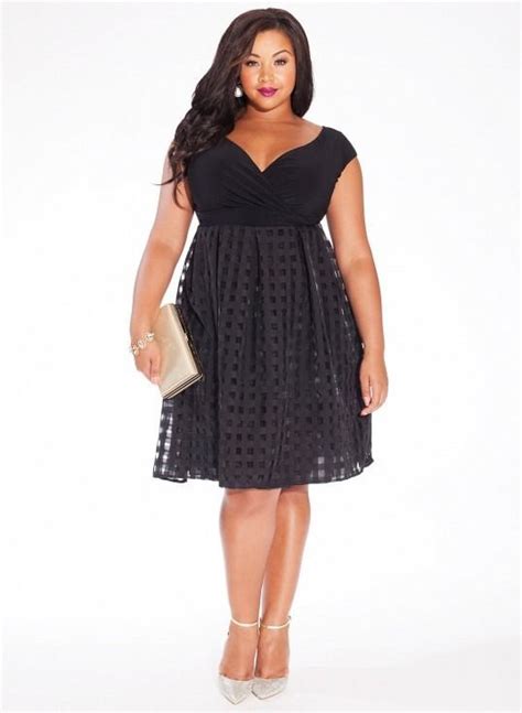 Buy Flattering Summer Dresses For Plus Size In Stock