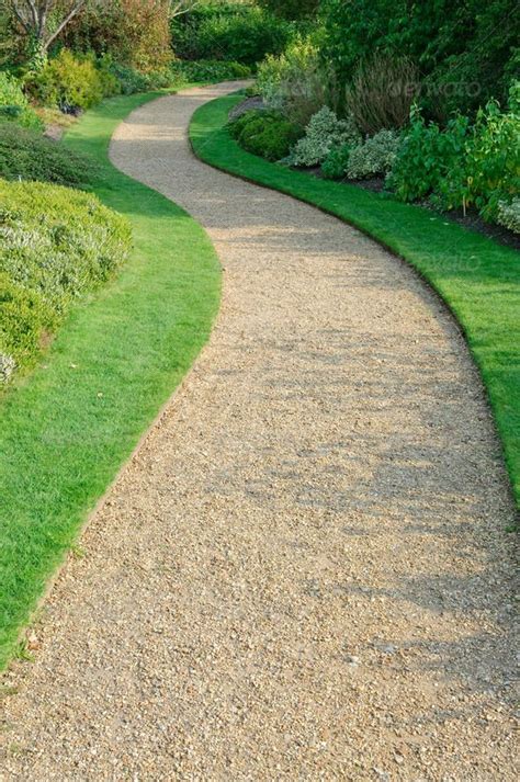 Inspiring Garden Path Ideas