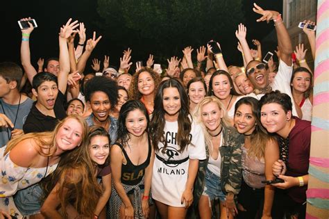 Demi Lovato Crashes Dallas House Party To Promote Sorry Not Sorry